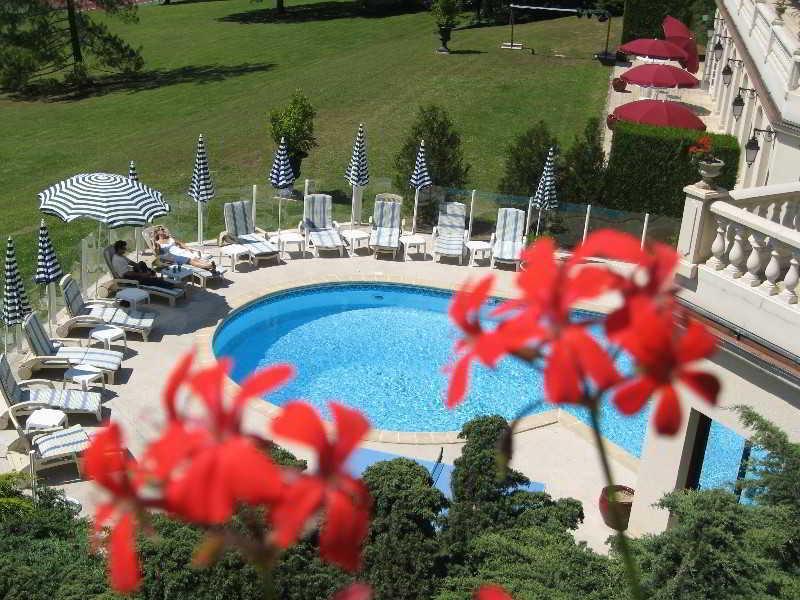 Hotel Le Château de la Tour à Gouvieux Extérieur photo