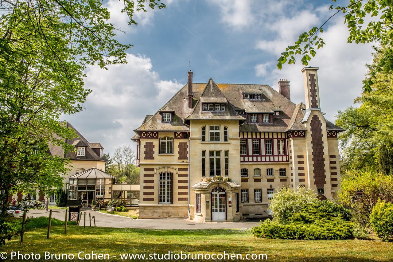 Hotel Le Château de la Tour à Gouvieux Extérieur photo